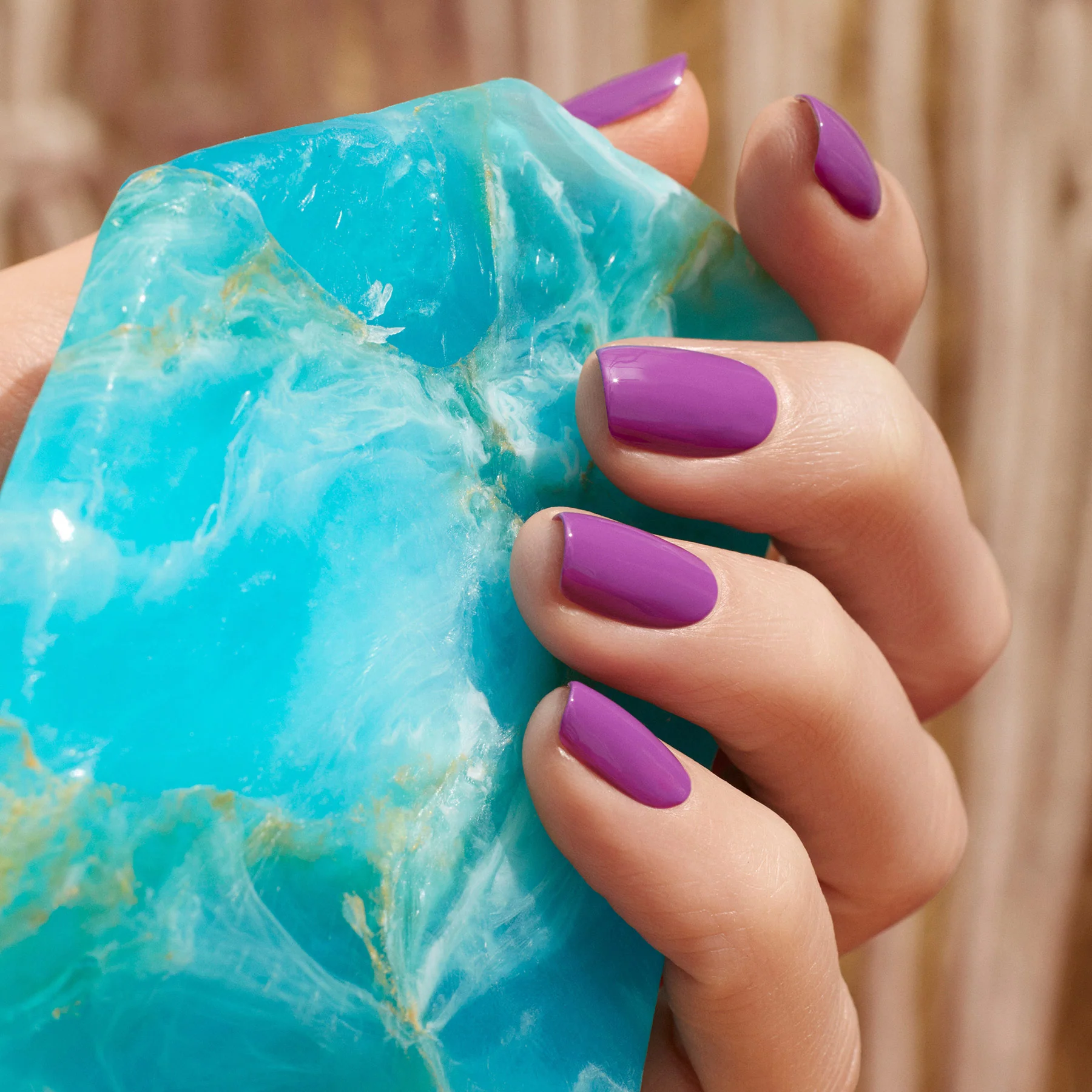 555-violette-2.webp Violette