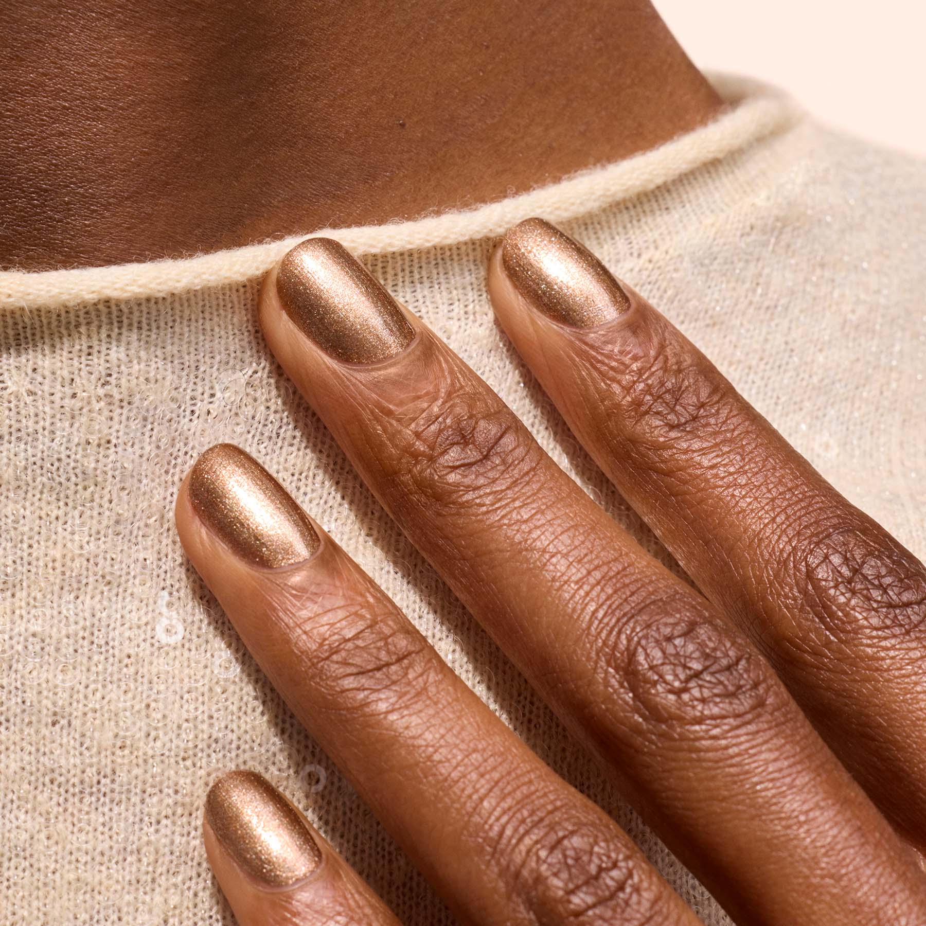 589-bronze-4.jpg Bronzé